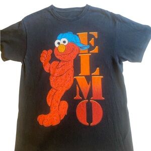 Elmo Black short sleeve T-Shirt with playful design